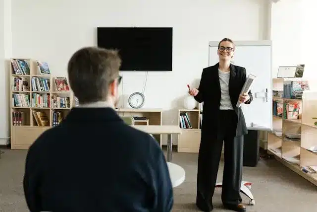 The Suit as a Language What Does It Say