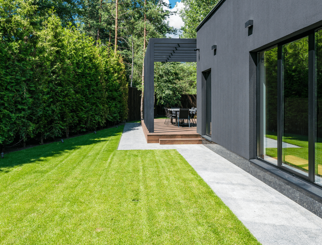 Easy landscaping ideas for front and backyard