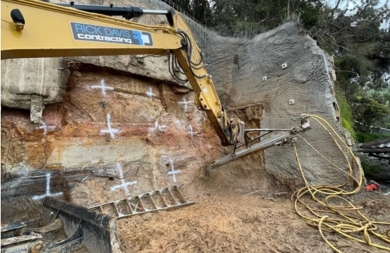 How to Choose the Right Materials for Retaining Wall Construction